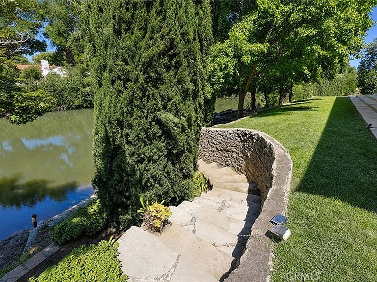 2021 W St photo 64