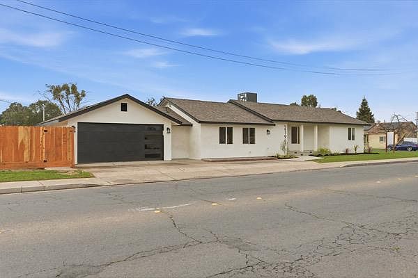 2199 Glen Ave photo 4