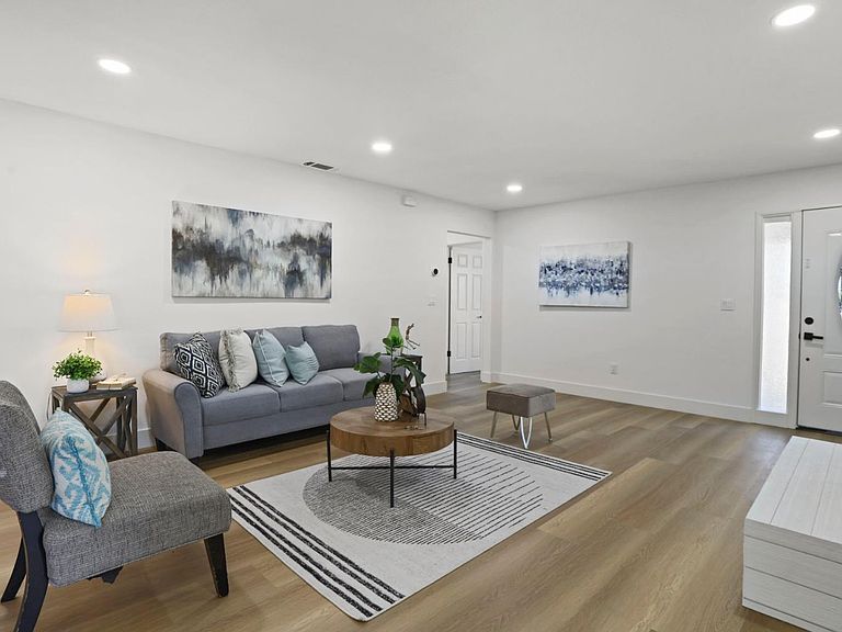 351 Alpine Dr photo 11