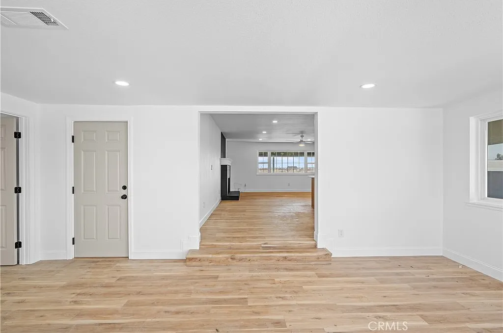 420 E Bellevue Rd photo 10