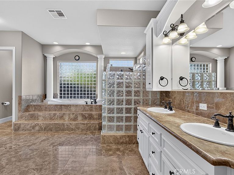 3834 N Golden Bear Dr photo 29