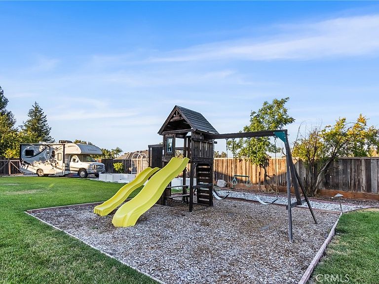 3834 N Golden Bear Dr photo 55