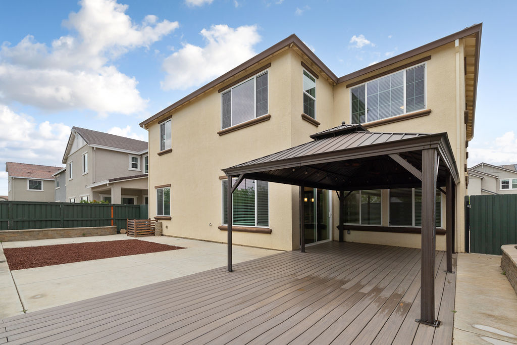 1652 Andromeda CT photo 3
