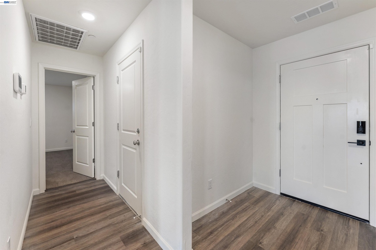 4577 Isabel Ct photo 25